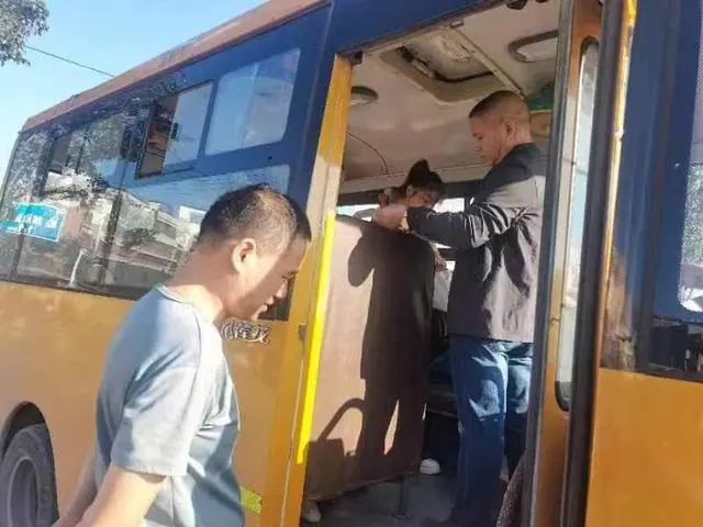 轅門口街道：為愛護航，鋪好平安“求學”路