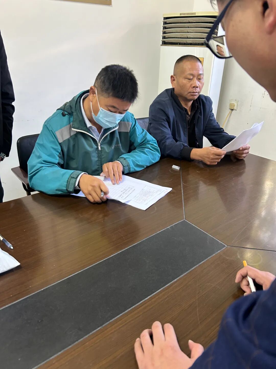 排查設施除隱患 優化路線保平安|宗村小學開展校車安全隱患排查 排查設施除隱患 優化路線保平安|宗村小學開展校車安全隱患排查