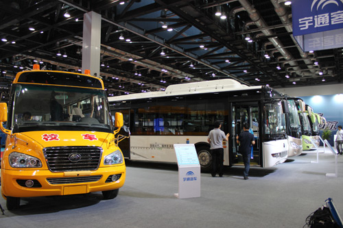新國標校車發(fā)布  宇通閃耀北京道路運輸車輛展