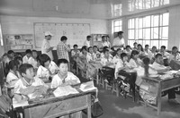 “撤點并?！焙筮z癥——承德市圍場滿族蒙古族自治縣哈里哈寄宿制小學紀實