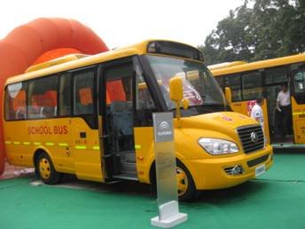 國(guó)內(nèi)校車運(yùn)營(yíng)過程中成功和先進(jìn)經(jīng)驗(yàn)