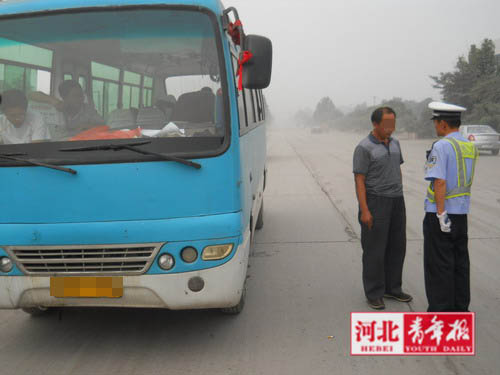 河北：拿假證私改車(chē) “黑校車(chē)”司機(jī)面臨頂格處罰