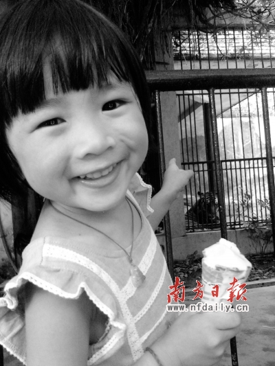 廣東清遠:幼兒園校車嚴(yán)重超載碾死4歲女童