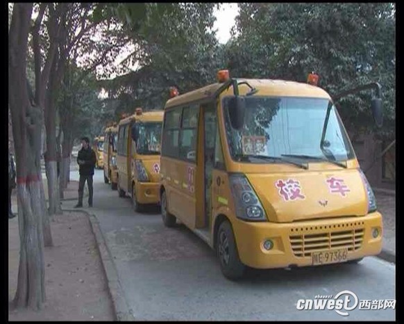 陜西渭南:校車漆皮開裂問題不斷 經銷商:是工藝問題