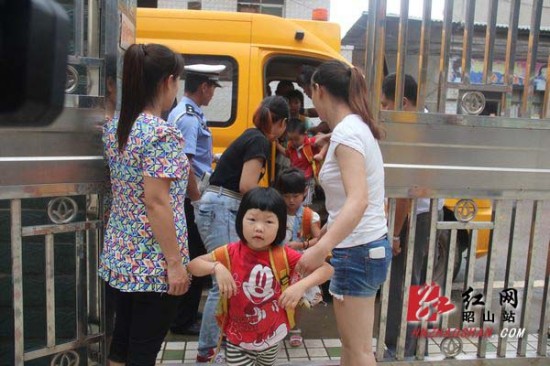 湘潭昭山示范區(qū)開展校車安全工作大檢查大整治專項(xiàng)行動(dòng)