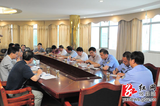 攸縣加強校車安全監(jiān)管 確保學生出行安全