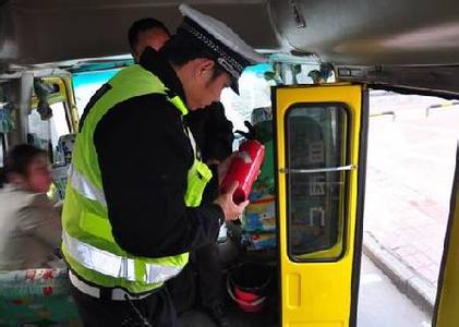 增城開(kāi)展校車(chē)安全大檢查
