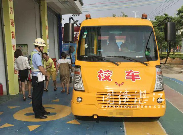 廣東赤坎：未取得標牌 校車上路被罰2萬