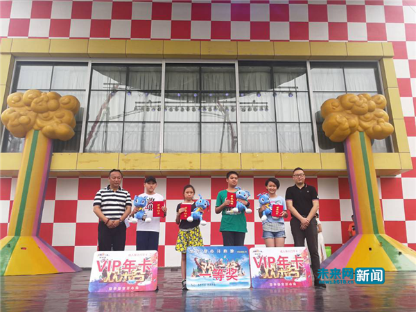 小學(xué)生發(fā)明校車安全提示器 用科技創(chuàng)新助力夢想騰飛