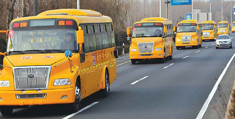 佛山三水：推進(jìn)新舊校車置換 明年底前全部換成新型校車