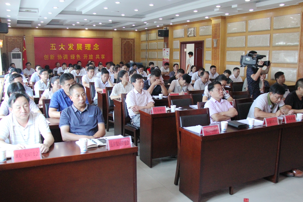 濉溪縣召開(kāi)校車(chē)安全管理聯(lián)席會(huì)議