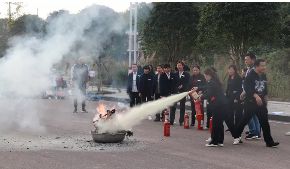 校車“起火”！內(nèi)江這所學(xué)校的孩子們都沒慌亂...