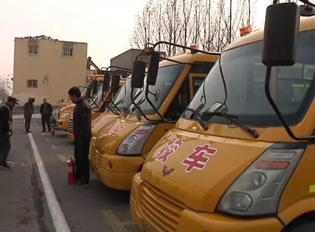 濟寧這幾輛“黑校車”被查