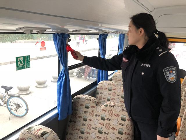 漢濱交警大隊：開展校車隱患排查 筑牢學生安全防線