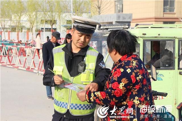 山東菏澤：單縣積極開展打擊非法校車宣傳 確保學(xué)生乘車安全