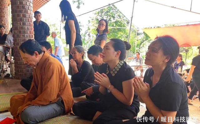 6歲男孩乘校車上學被遺忘在車里，下午被發現時已經死亡