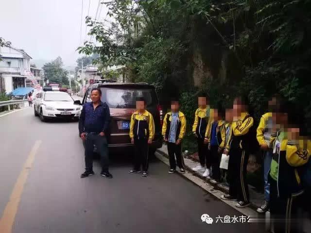 六枝交警重拳整治“黑校車” 為秋季開學(xué)保駕護航