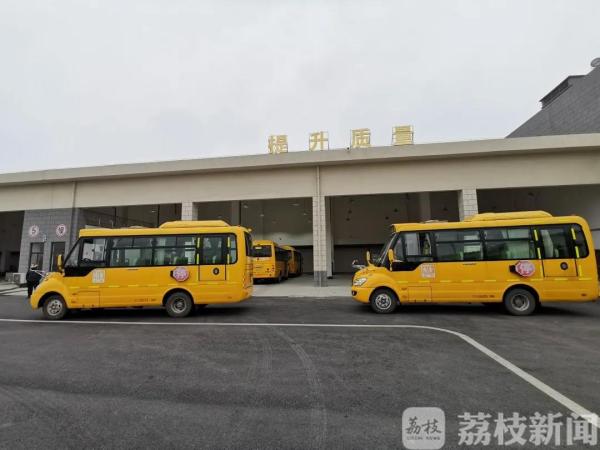 為開學(xué)保駕護航 南京公交提前落實校車防疫安檢