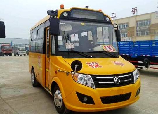 首秀！漢川市心理志愿者服務護航校車運行安全