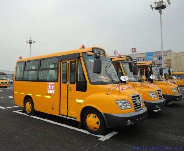 湖南桃江700余名校車駕駛員、照管員參加安全知識(shí)培訓(xùn)