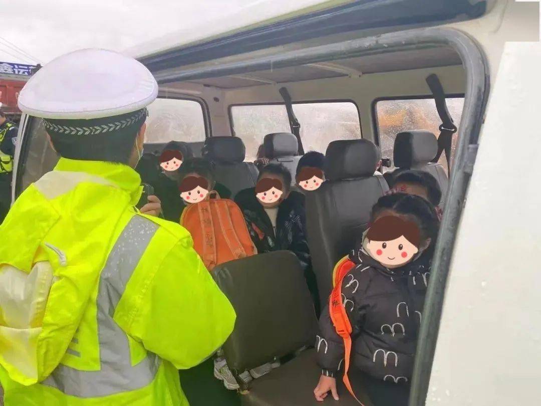 廣西賀州：自曝內(nèi)幕！賀州校車司機(jī)良心發(fā)現(xiàn)，手寫致歉書在朋友圈瘋轉(zhuǎn)！