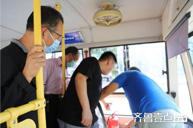 博興縣實(shí)驗(yàn)中學(xué)開展2021年秋季校車駕駛員安全工作培訓(xùn)