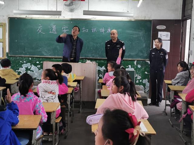 嚴查、嚴管、嚴懲，共筑牢校車安全