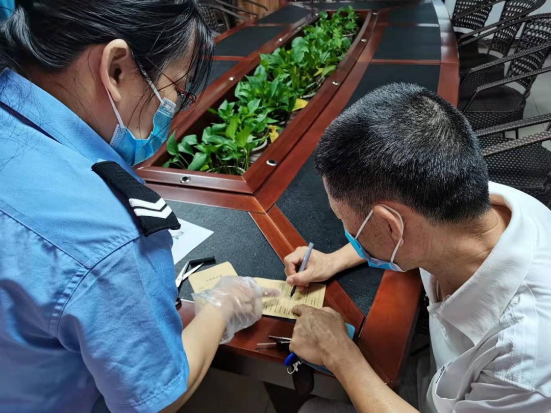 防毒駕 保平安，三亞吉陽區(qū)開展校車司機(jī)毛發(fā)檢測工作