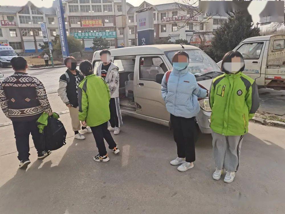 沂水這些“黑校車”拉載學(xué)生，被查！