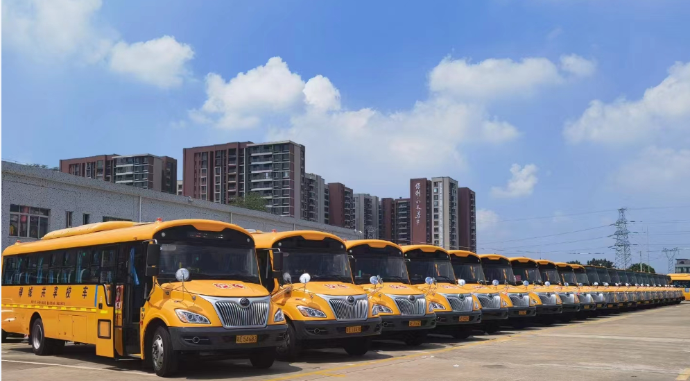 新學期，佛汽校車準備好了！