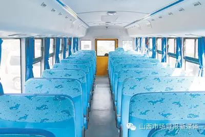孩子們的“長(zhǎng)鼻子校車”