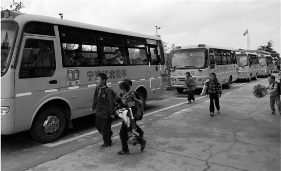 答網(wǎng)友問(wèn)：寧波的校車到底跑沒(méi)跑？