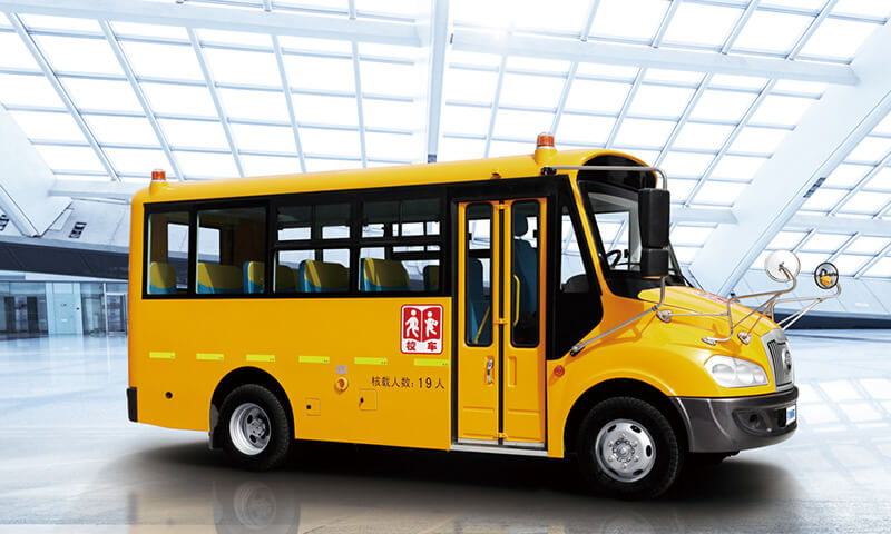 淺談整治校車，加強校園周邊安全管理