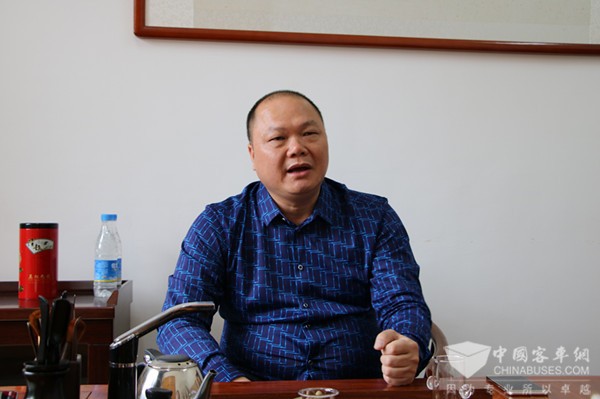 德耀集團(tuán)的校車“生意經(jīng)”：怎一個“安全”了得