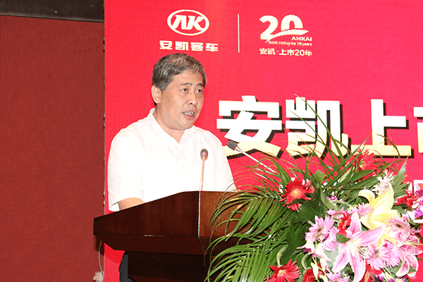 安凱觀點：打造“最安全的校車”需“內外兼修”