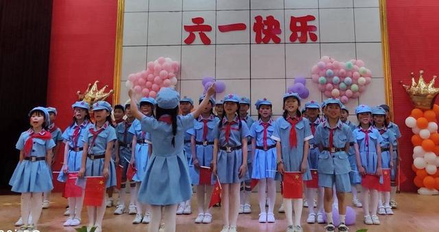 黨史與學(xué)科融合、校車化身“流動(dòng)課堂”…… 宿遷泗陽縣愛園鎮(zhèn)讓校園黨史學(xué)習(xí)活起來