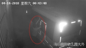 幼兒園校車上U盤、醫(yī)藥箱被盜 三名竊賊均為青少年