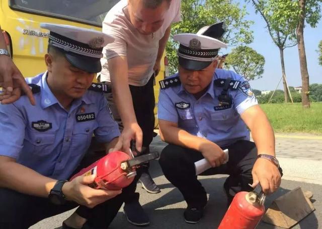 湘潭一校車司機(jī)酒駕心存僥幸“走捷徑”，交警蜀黍：沒想到吧？