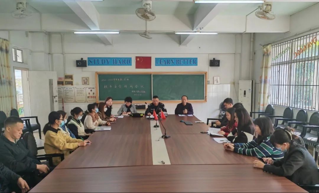 開學(xué)在即，校車也來(lái)做“體檢”！