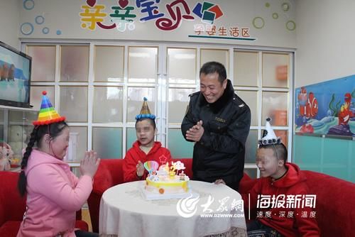 溫馨校車“寄養(yǎng)爸爸”與三名特殊兒童共度第12個“集體生日”