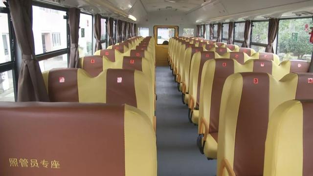 三門家長！定制校車來了，快來看有經過你家小區嗎？還可預約報名！