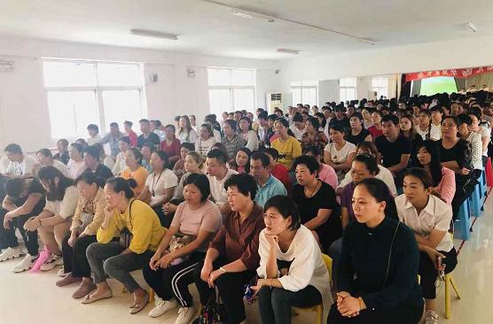 山能棗礦集團柴里煤礦幼兒園開展家園共育活動