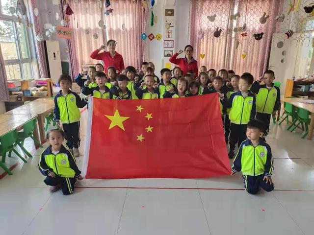 臨淄：謝家幼兒園開展“我們的節(jié)日”愛國教育活動