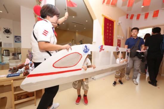 我和祖國(guó)共成長(zhǎng)幼兒園里的愛(ài)國(guó)主義教育