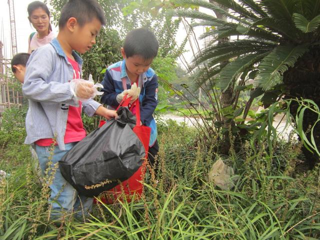 福全幼兒園“環保小衛士“在行動