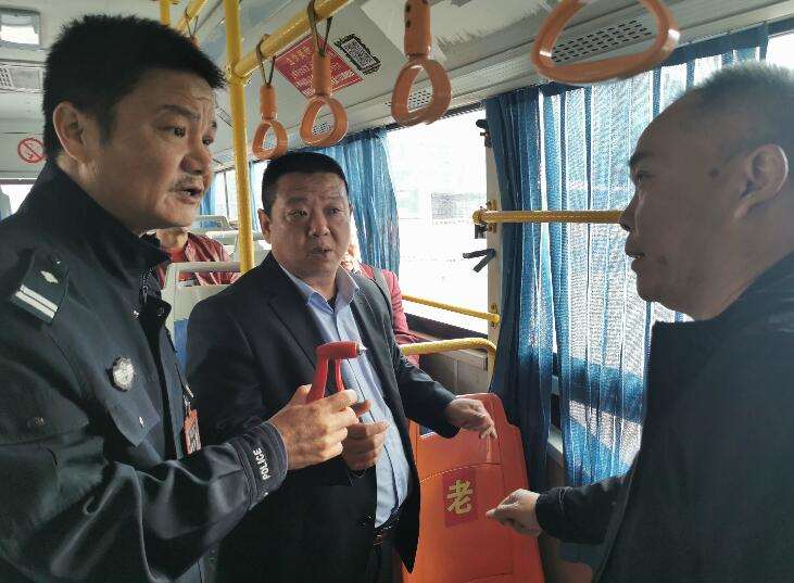 上街區車管所深入開展冬季交通安全大整治