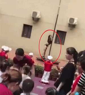 幼兒園開學典禮跳鋼管舞，教育部門：嚴肅處理！