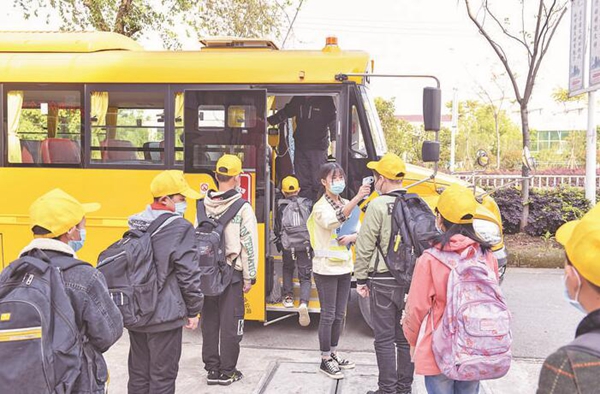 不一樣的開學季，更安心的上學路！長鼻子校車為學生安全復學加碼~