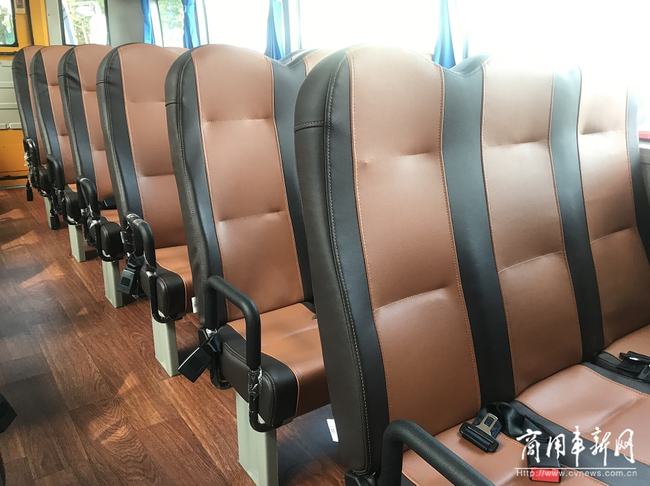 管理搞上去、收費(fèi)降下來(lái)！起底鹽阜校車安全運(yùn)營(yíng)背后的秘密
